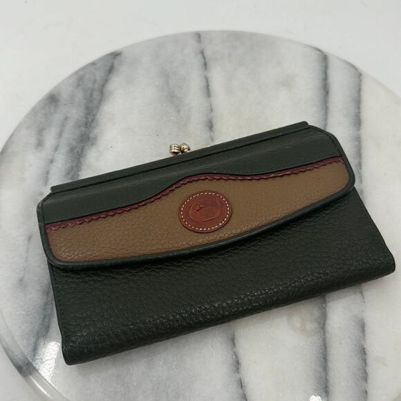 Vintage Dooney And Bourke rare leather wallet - Picture 1 of 11